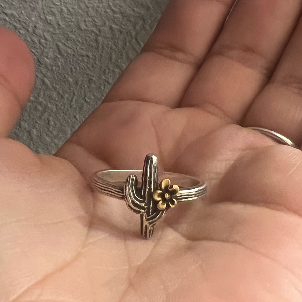 Cactus ring